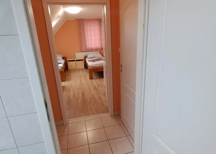 Kettos Csarda Szallashely イン Bocfoelde