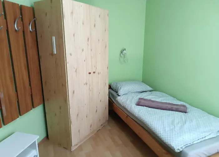 Kettos Csarda Szallashely イン Bocfoelde